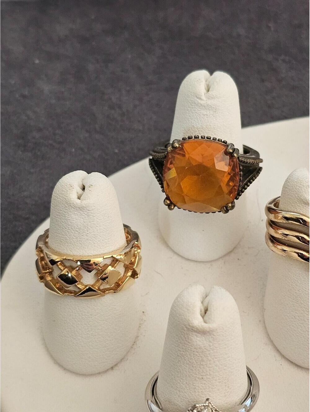 Avon Rings Lot - Picture 2 of 6